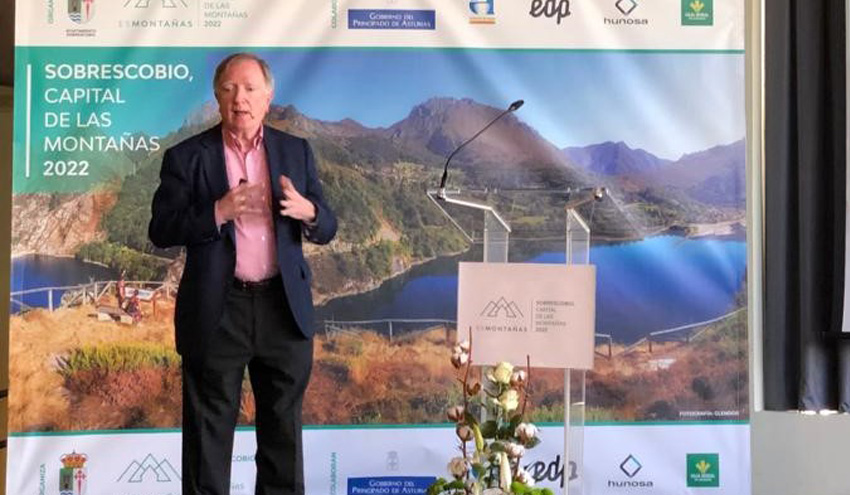 El presidente de AEAS reclama dar solución a los desafíos del ciclo del agua en pequeños municipios