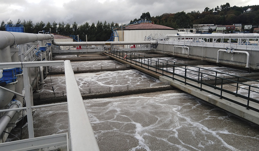 Aguas de Galicia recibe 11 ofertas para la gestión y mantenimiento de la depuradora de Os Praceres