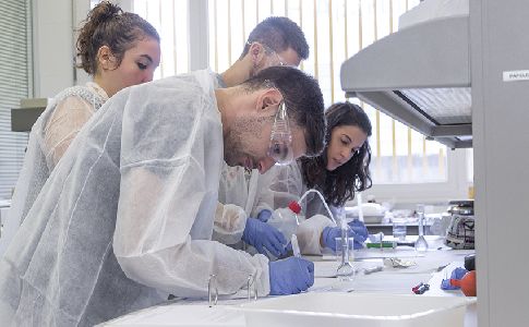 AIMPLAS y la UV crean el primer título de Experto Universitario en Bioplásticos y Biocomposites