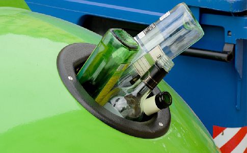 La tasa de recogida de vidrio para reciclaje en Europa bate récords alcanzando el 78%