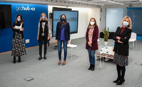Global Omnium re&uacute;ne a las Mujeres del Agua por el 8 de Marzo