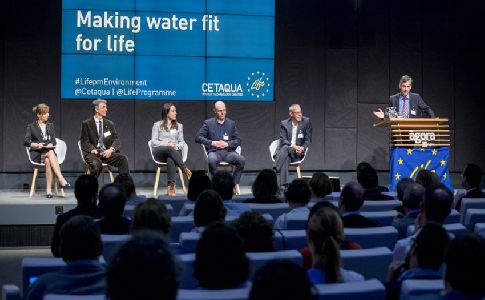 Expertos internacionales debaten en Barcelona sobre futuras legislaciones en materia de aguas residuales