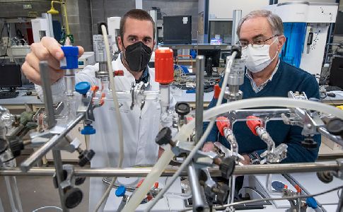 La UPV/EHU estudia una tecnología química revolucionaria para producir hidrógeno