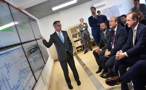 Los edificios de titularidad regional podrán conectarse a la red de calor con biomasa de Guadalajara
