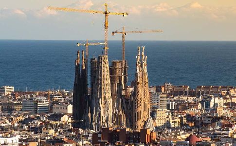 El BEI aportará 95 millones de euros para financiar proyectos que impulsen la acción climática en Barcelona