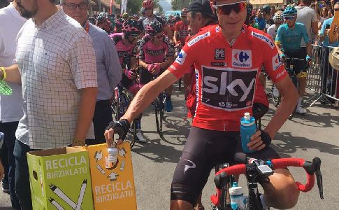 AMBILAMP premiará al público de la Vuelta Ciclista a España 2022 que participe en el reciclaje de lámparas