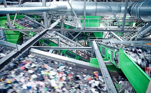 STADLER y KRONES cierran el círculo de la economía circular en la planta de Kunststoff Recycling Grünstadt