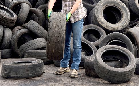 TNU aborda la nueva Ley de residuos y su impacto en el reciclado del neumático fuera de uso